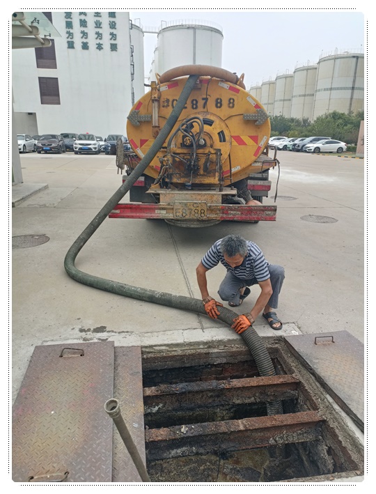 昌吉隔油池清掏